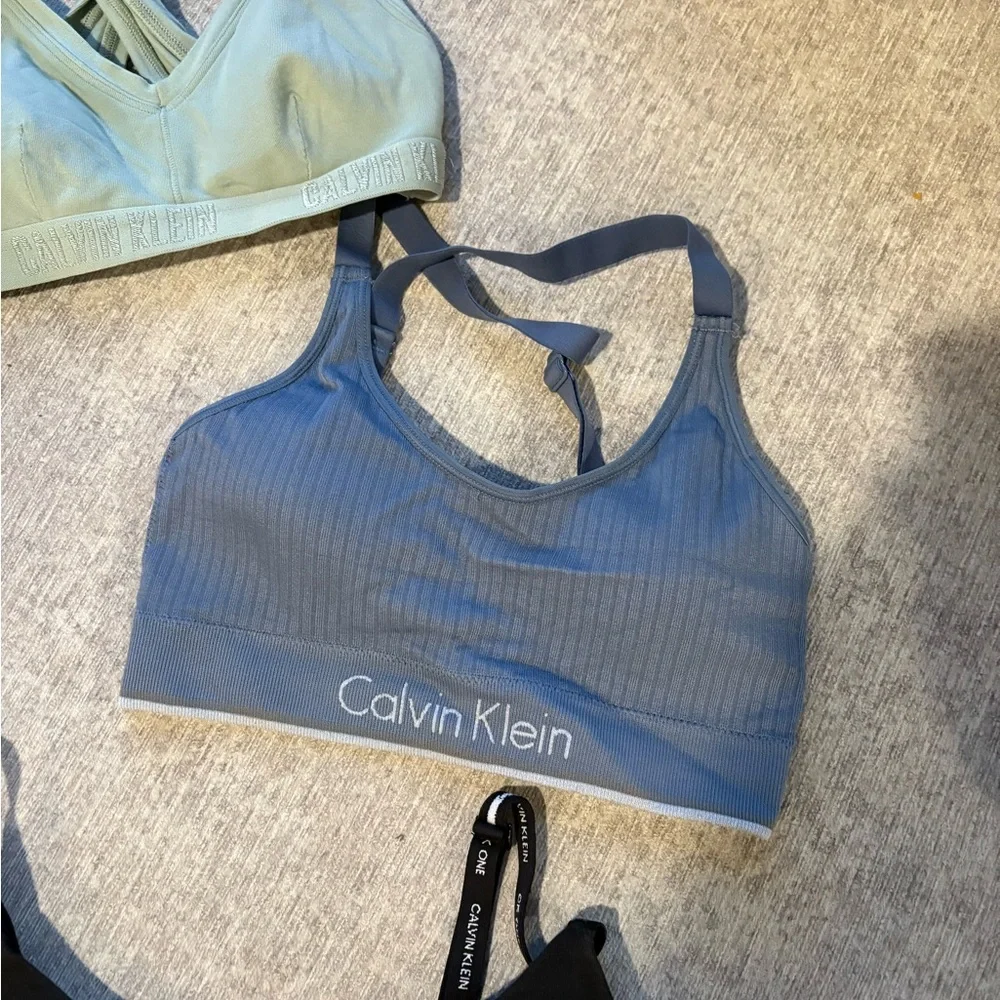 Calvin Klein Sports Bra Bundle - Picture 3 of 4